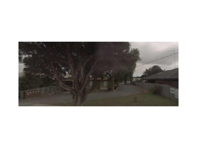 2/25 may street, Moe VIC 3825