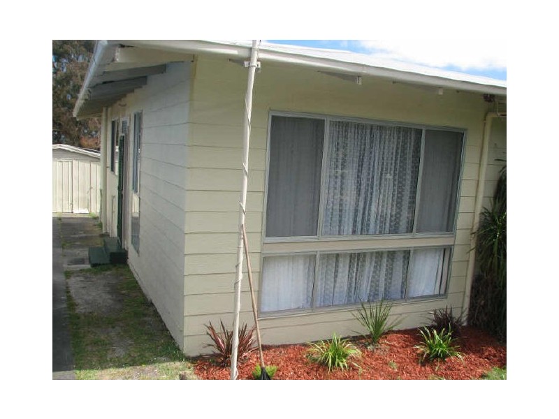 24 Windsor Avenue, Moe VIC 3825