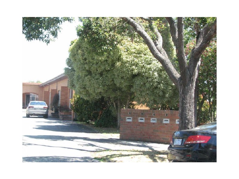 4/5 High Street, Moe VIC 3825