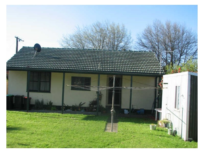 17 Edward Street, Moe VIC 3825