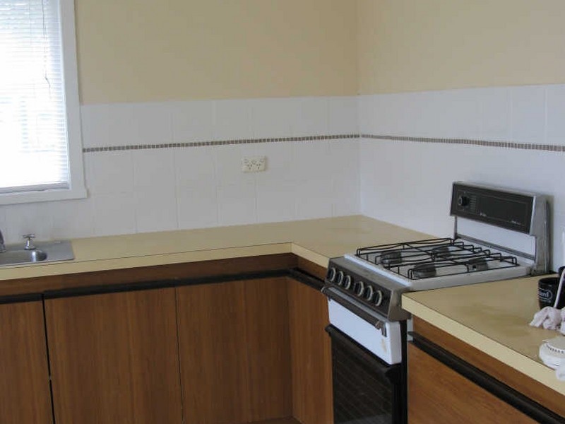 12 Brock Street, Moe VIC 3825