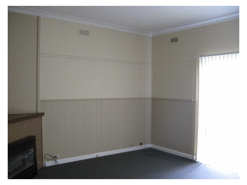 12 Brock Street, Moe VIC 3825