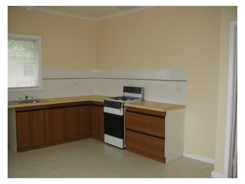 12 Brock Street, Moe VIC 3825