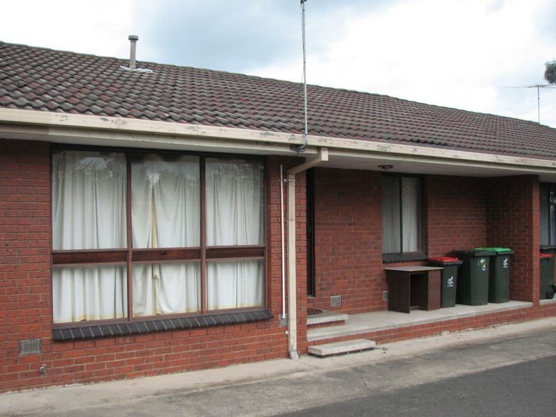 1/2 Gladstone Street, Moe VIC 3825