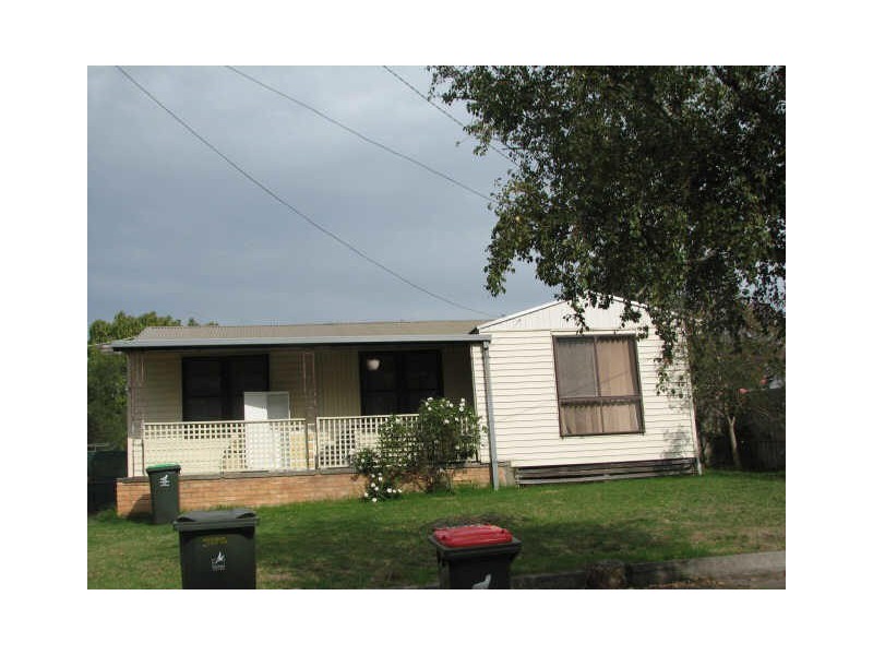 5 Childers Street, Newborough VIC 3825