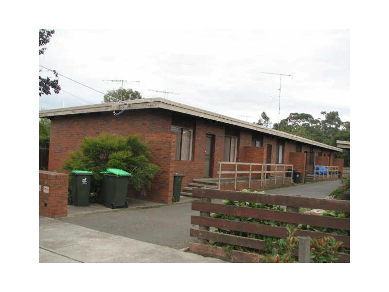 1/1A Mena Street, Moe VIC 3825