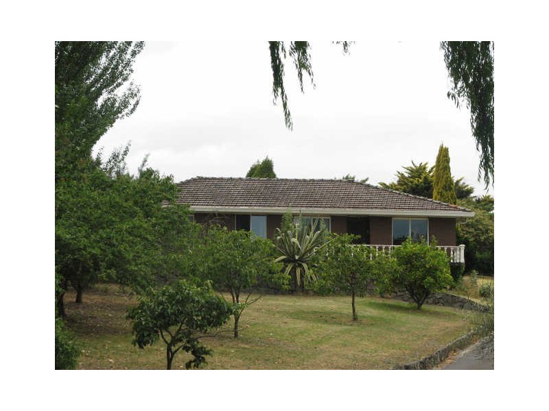 112 Narracan Drive, Newborough VIC 3825