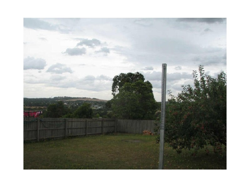 23 Lisle Street, Moe VIC 3825