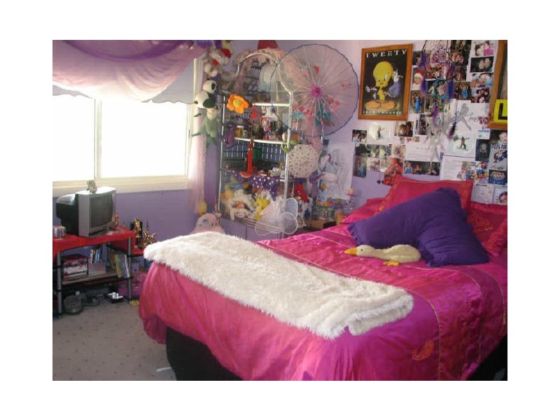 12 School Road, Willow Grove VIC 3825