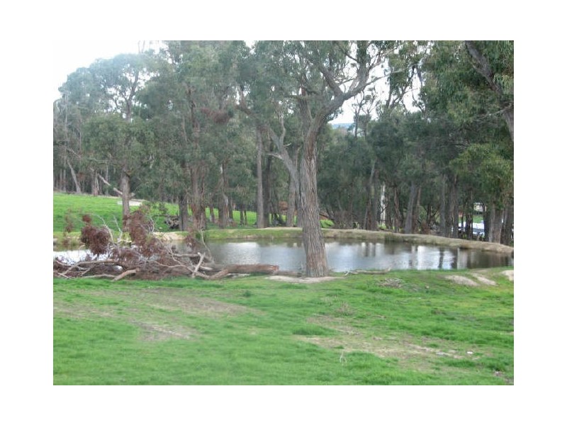 12 School Road, Willow Grove VIC 3825