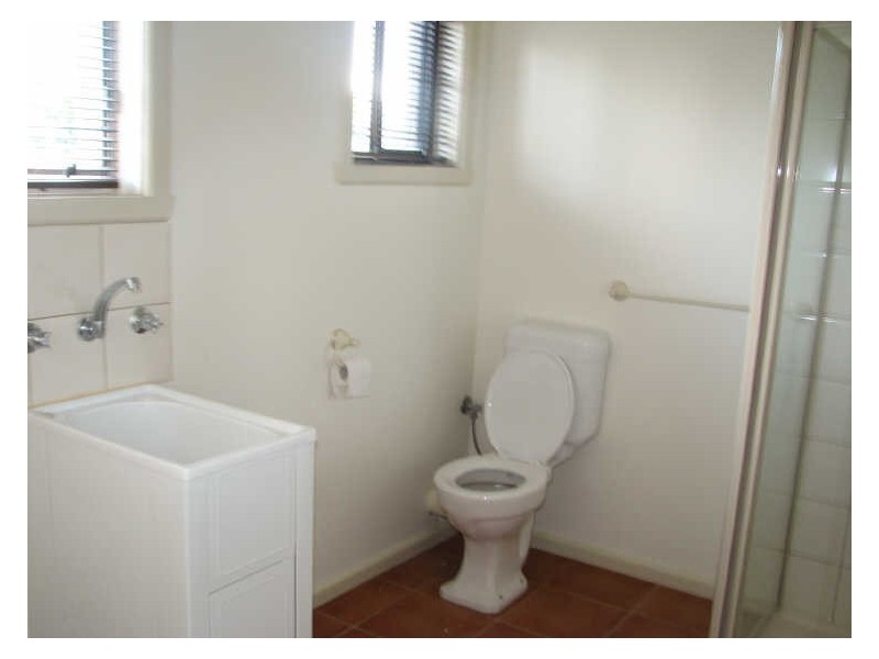 4/142 Waterloo Road, Moe VIC 3825