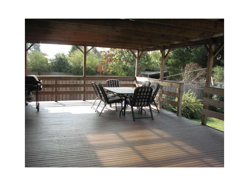 8 monte cresent, Moe VIC 3825