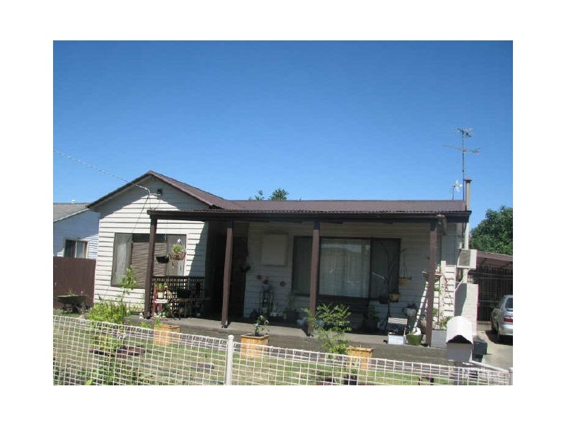 4 Keith Avenue, Moe VIC 3825