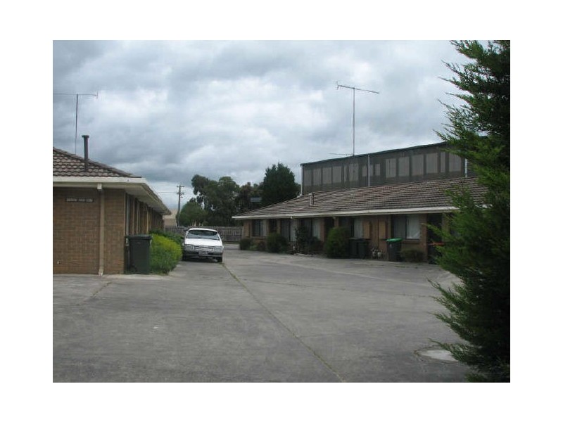 8/5 O’Reilly Court, Moe VIC 3825