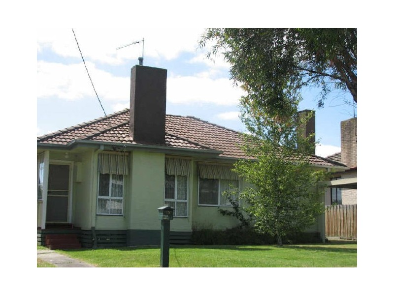 15 James Street, Moe VIC 3825