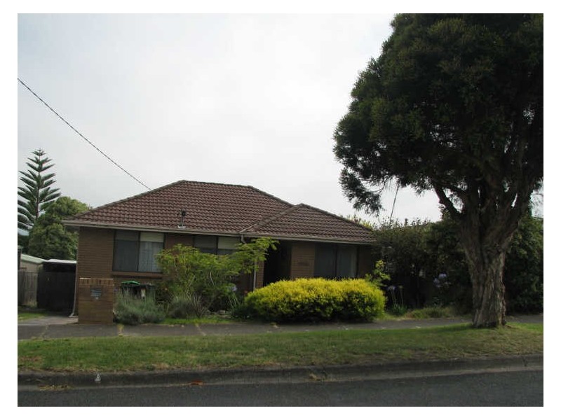 8 Elizabeth Street, Moe VIC 3825