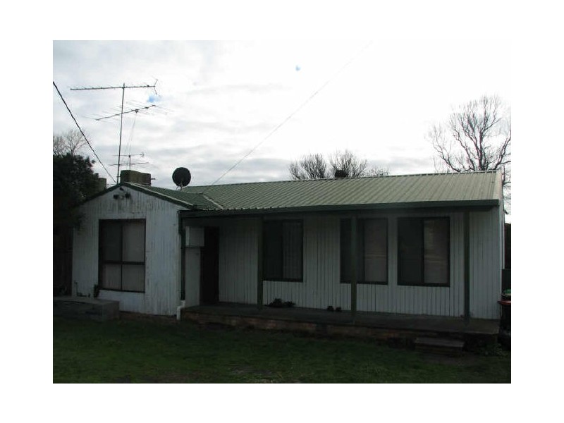 2 Mirboo Street, Newborough VIC 3825