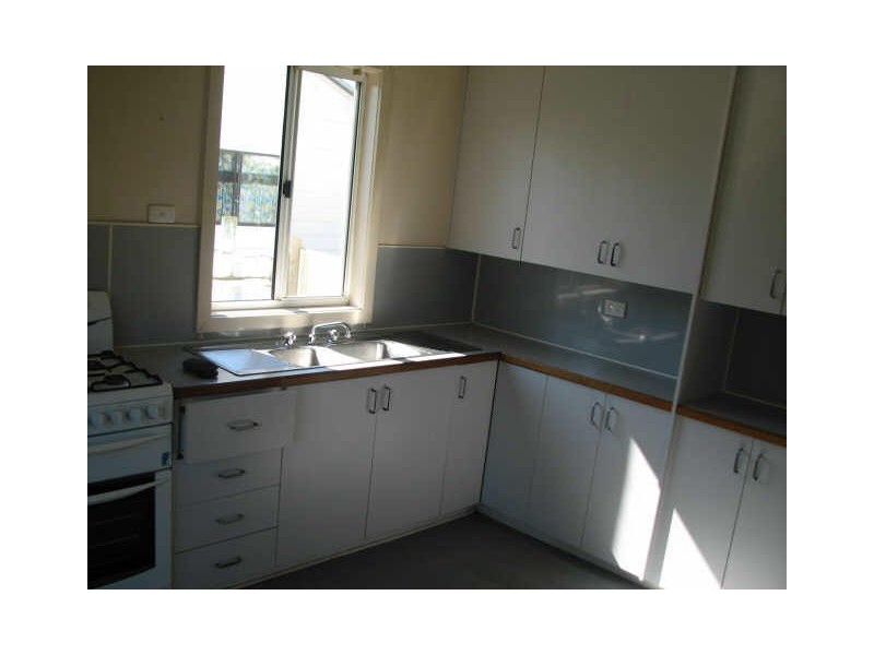 15 Kent Street, Moe VIC 3825