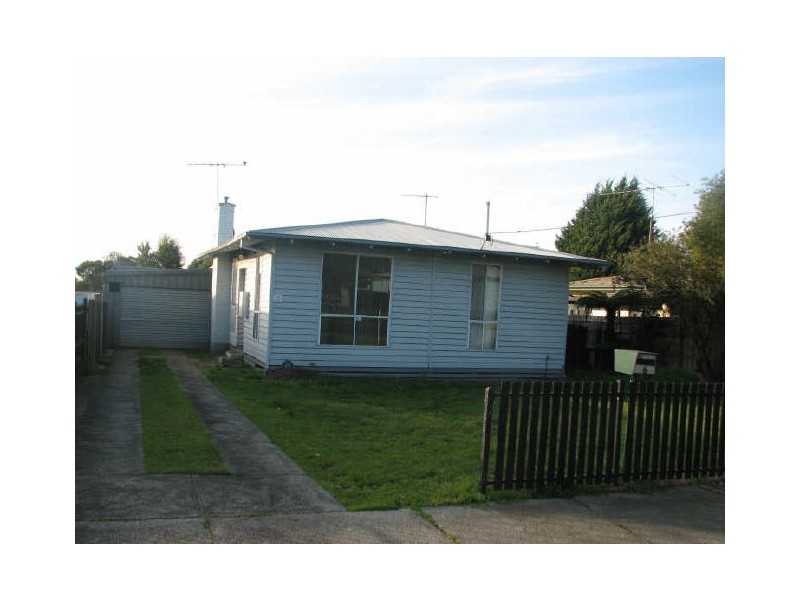 6 John Street, Moe VIC 3825