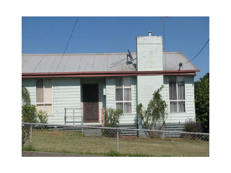 14 Mann Street, Moe VIC 3825
