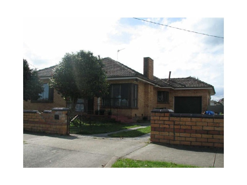 10 Bell Street, Moe VIC 3825