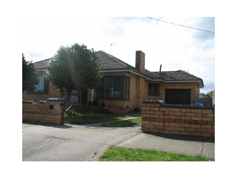 10 Bell Street, Moe VIC 3825