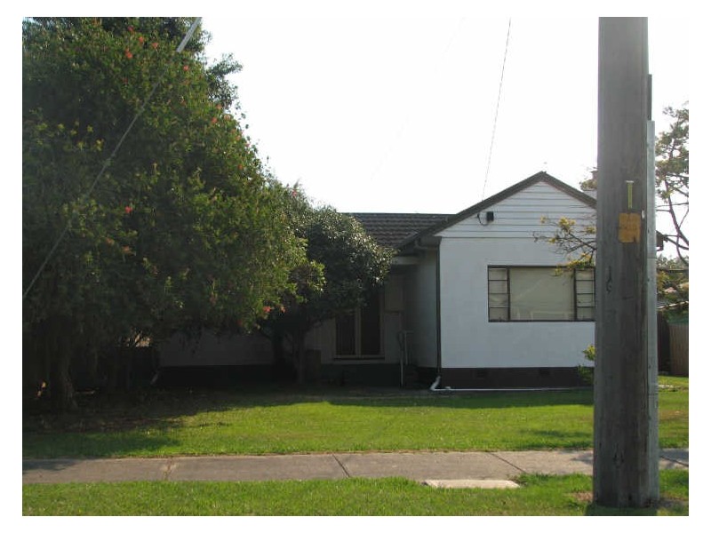 4 Eden Street, Moe VIC 3825