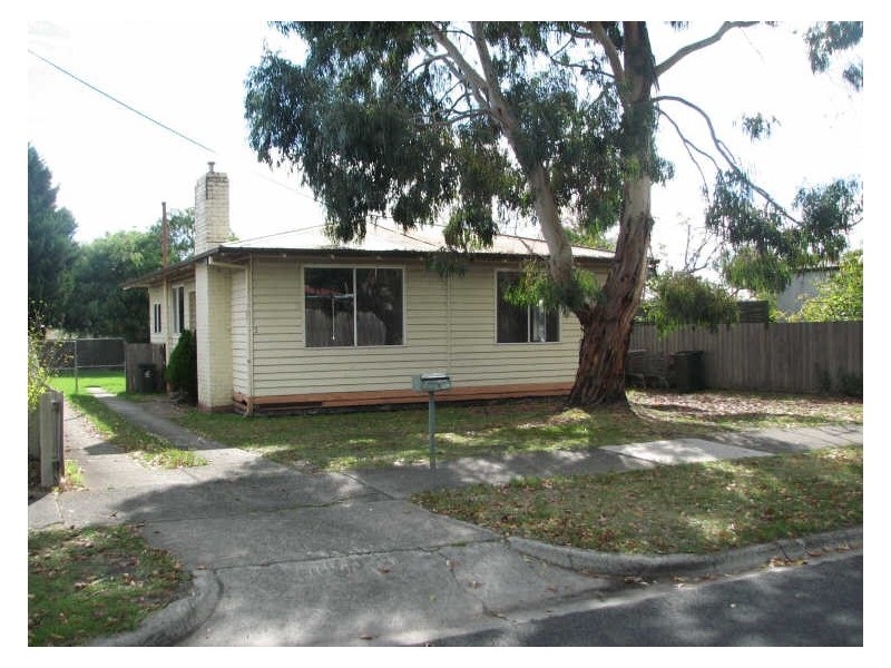 2 John Street, Moe VIC 3825