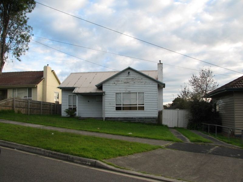 10 Pruden Street, Moe VIC 3825