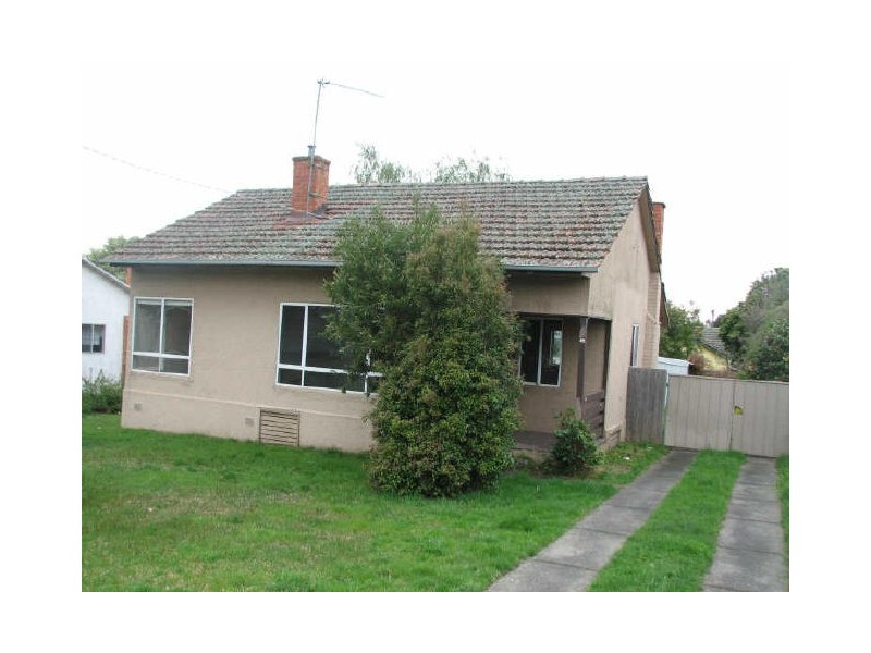 2 Lincoln Street, Moe VIC 3825