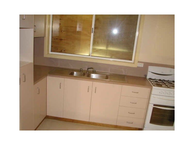 14 Mann Street, Moe VIC 3825