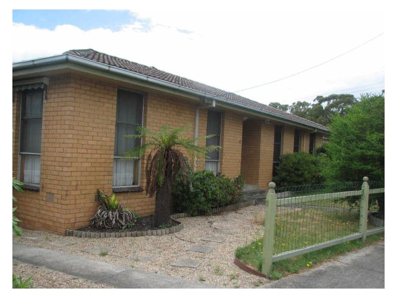 41 Stoddart Street, Moe VIC 3825