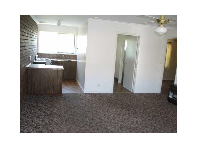 2/25 May Street, Moe VIC 3825