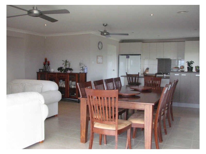 5 Sharnee Court, Moe VIC 3825