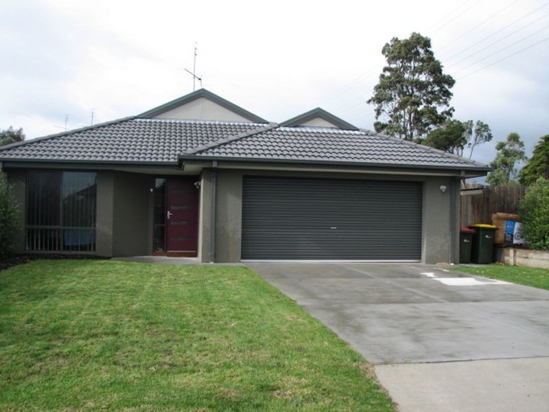 9 Luke Street, Moe VIC 3825
