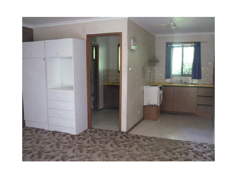 1-3/21 Haunted hills Road, Newborough VIC 3825