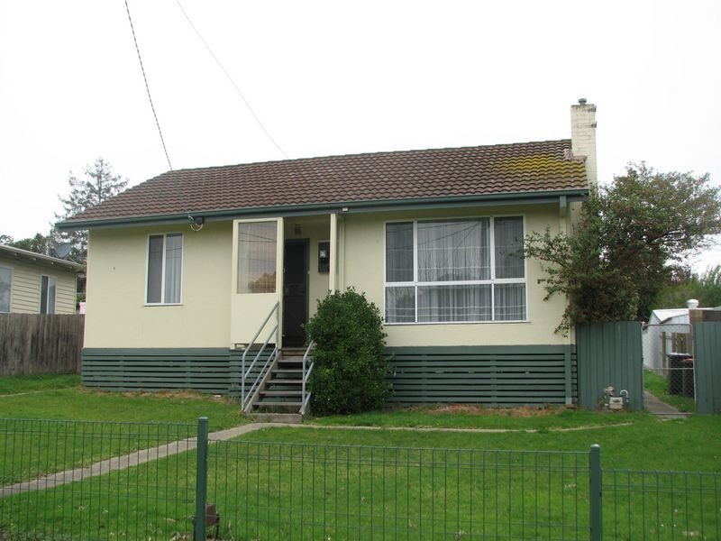 2 Lincoln Street, Moe VIC 3825