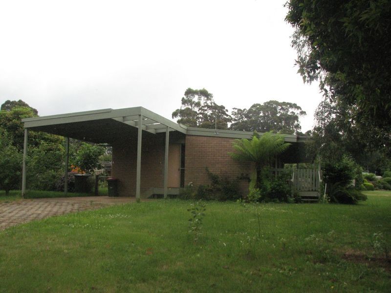 4 Matlock Court, Rawson VIC 3825