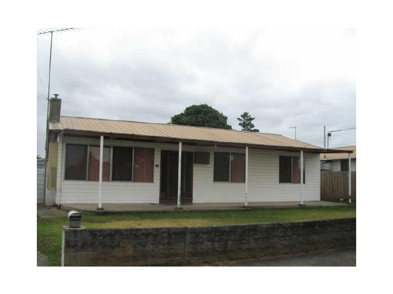 37 Newark Avenue, Newborough VIC 3825