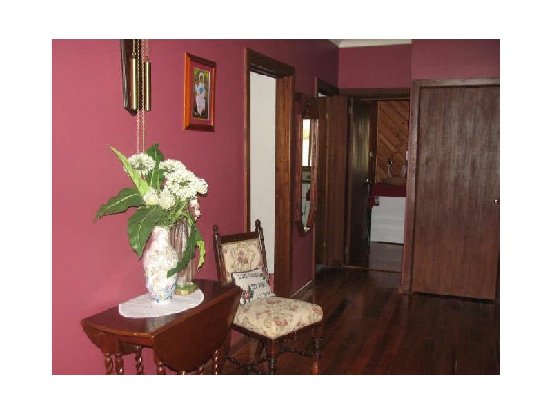 76 Hennessey Street, Moe VIC 3825