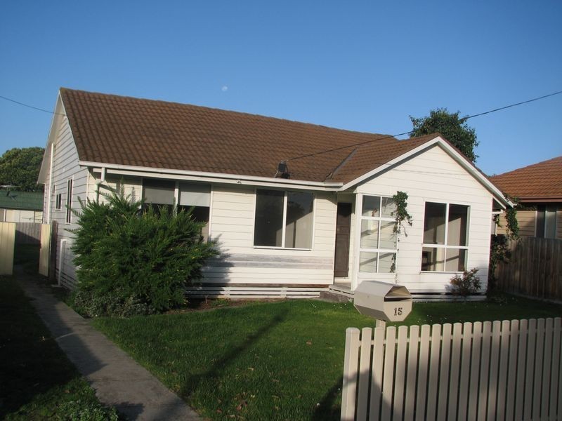 15 Kent Street, Moe VIC 3825