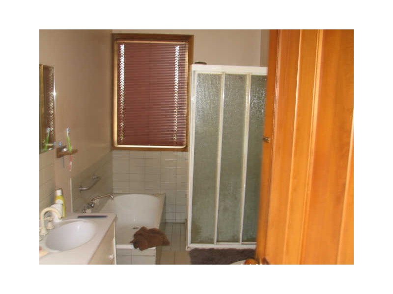 176 Narracan Drive, Newborough VIC 3825