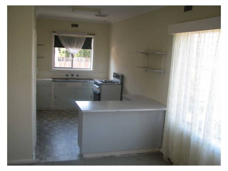 1/4 York Street, Moe VIC 3825