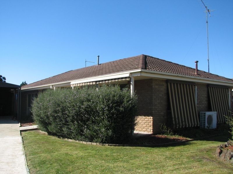 21 Mena Street, Moe VIC 3825