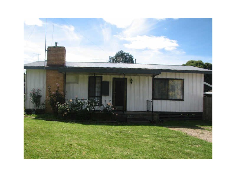 25 Bennett Street, Moe VIC 3825