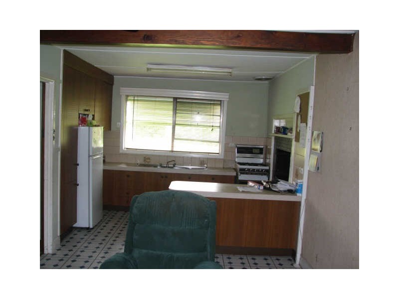 77 Fowler Street, Moe VIC 3825