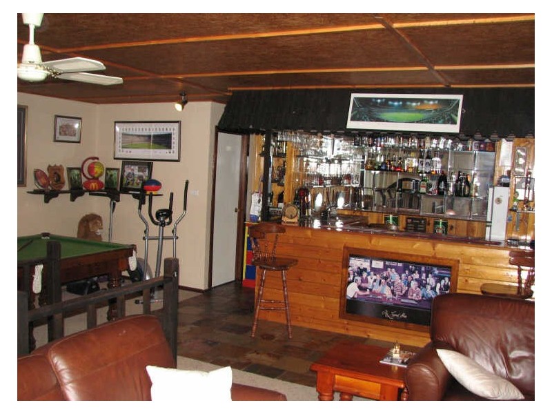 18 Griffin Street, Moe VIC 3825