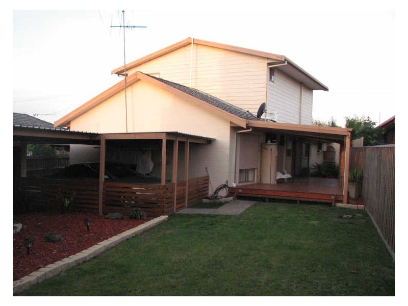 18 Griffin Street, Moe VIC 3825