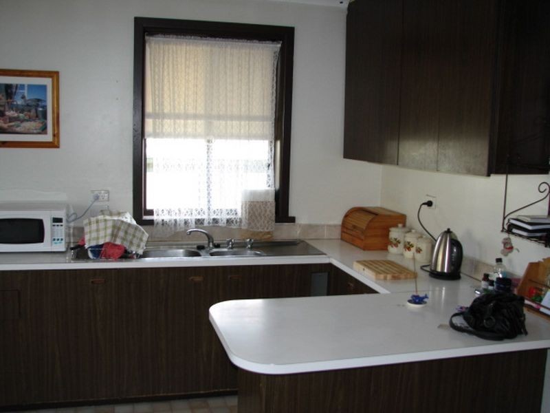 8 Elizabeth Street, Moe VIC 3825