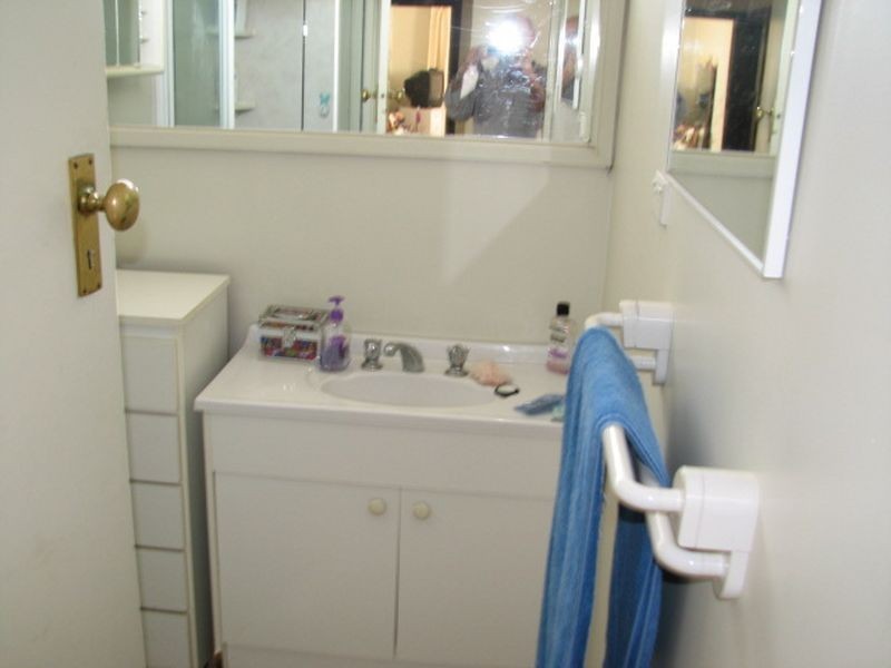 8 Elizabeth Street, Moe VIC 3825